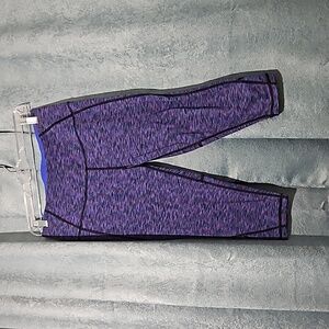 VS Sport Leggings - Capri Length